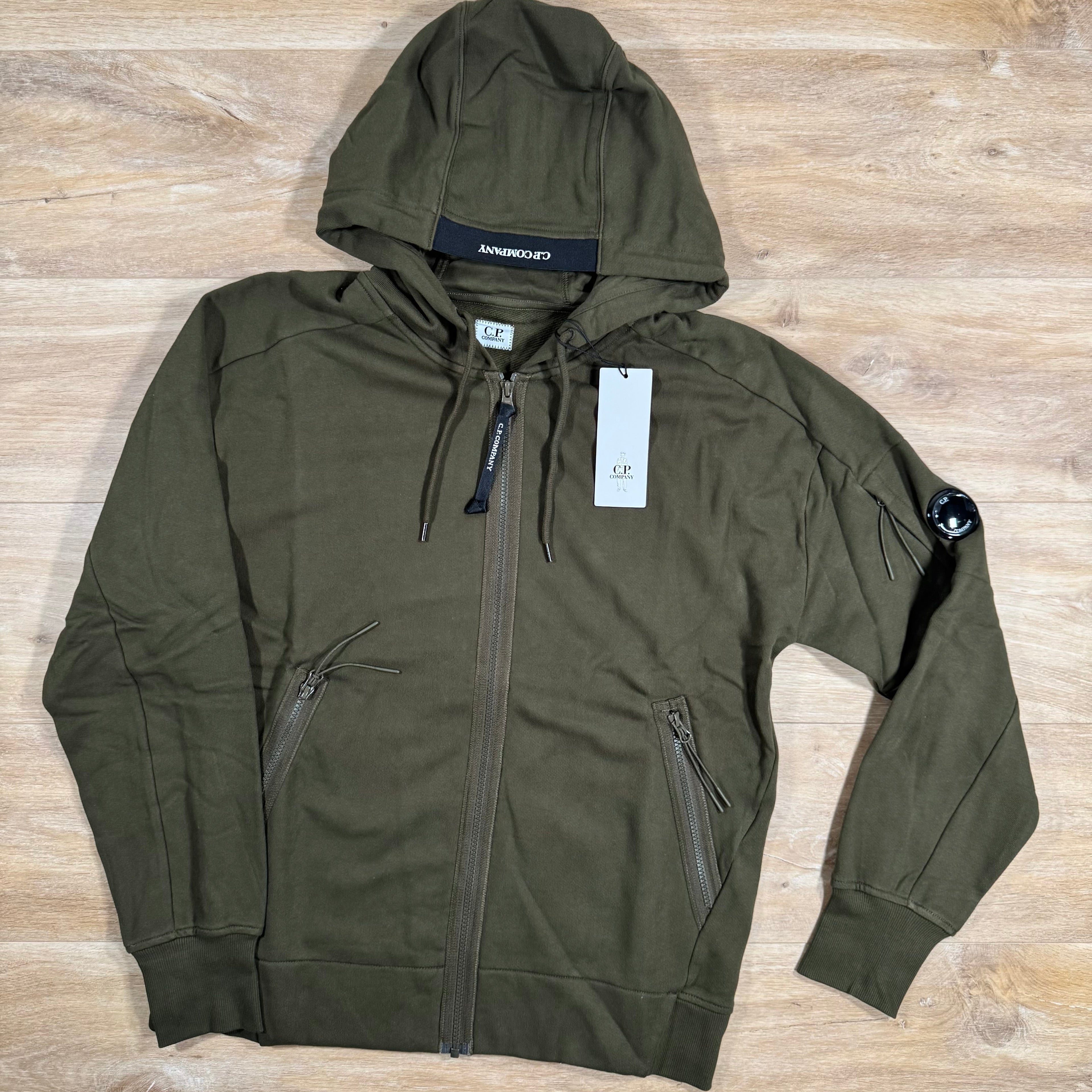 CP Company Diagonal Raised Zipped Lens Hoodie in Ivy Green