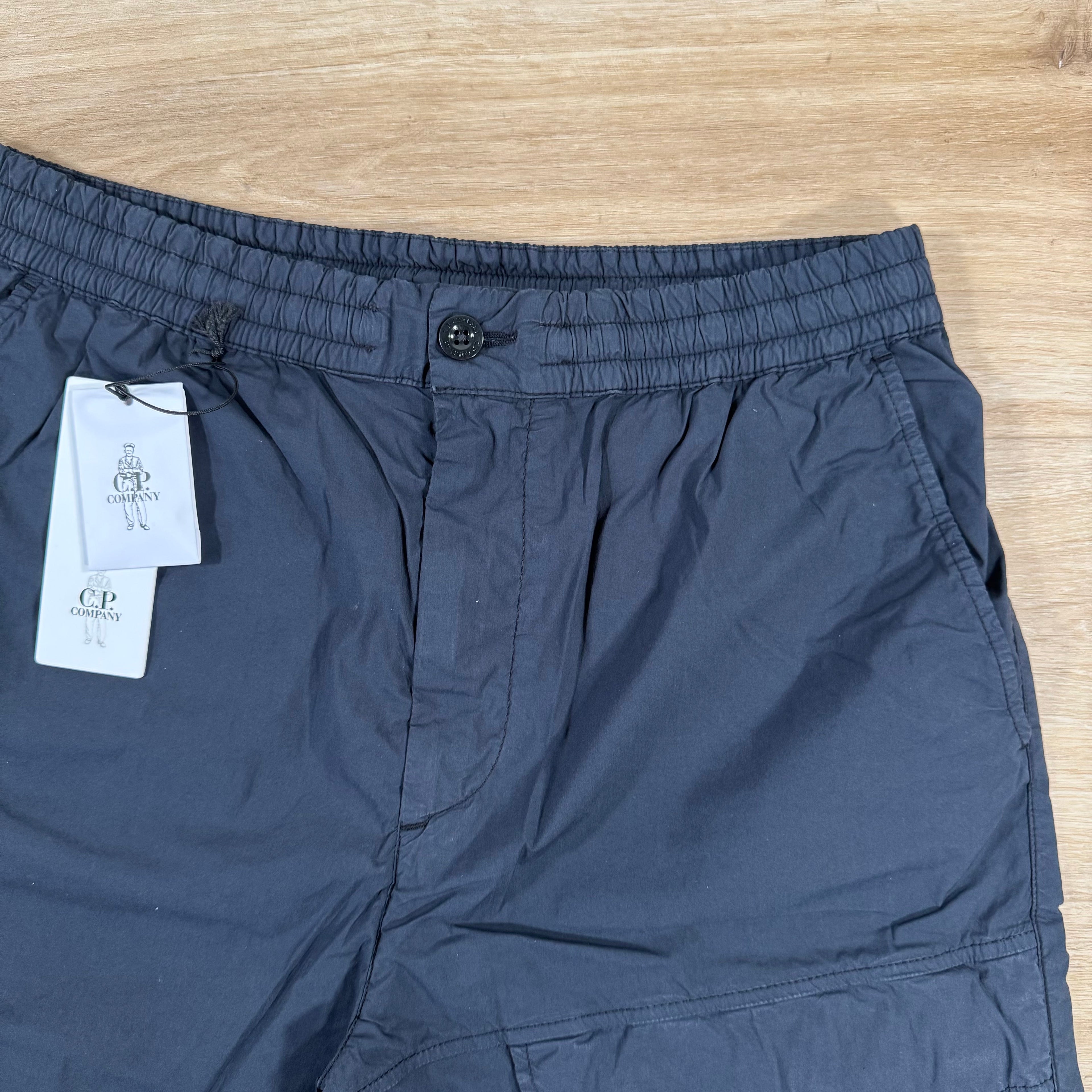 CP Company 50 Fili Stretch Cargo Shorts in Navy