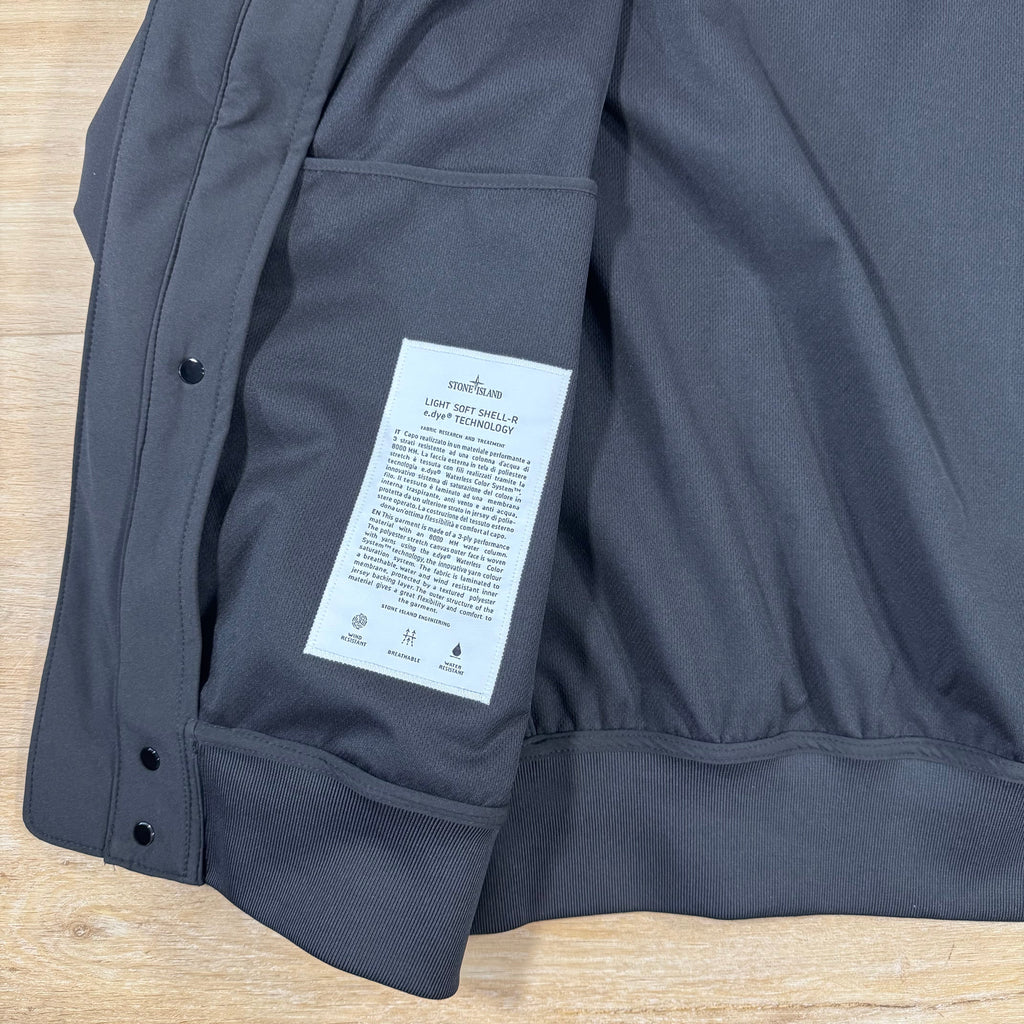 Stone Island Light Soft Shell-R Jacket in Black