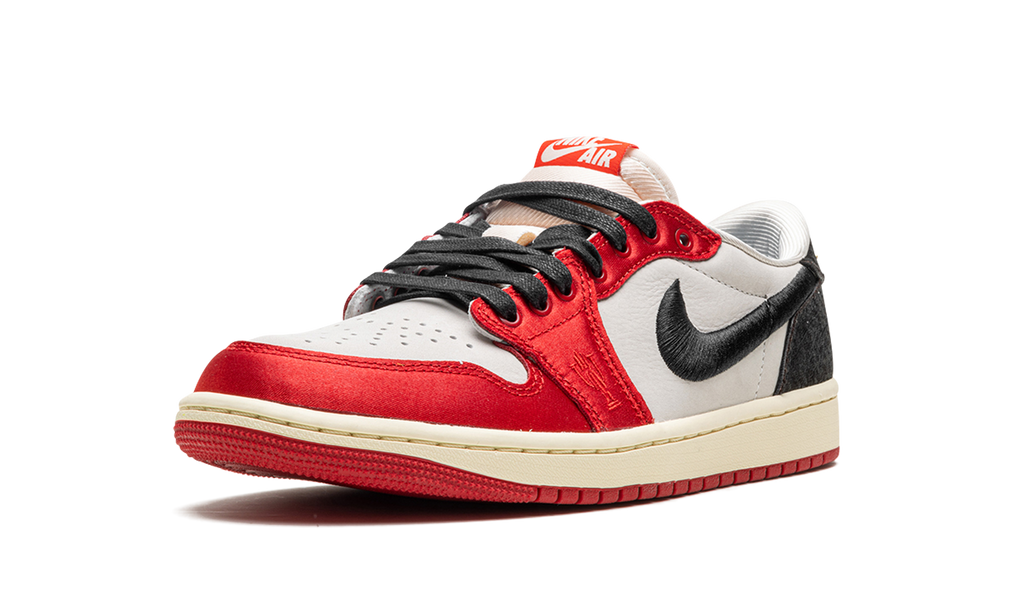 Air Jordan 1 "Trophy Room - Away" FN0432 100