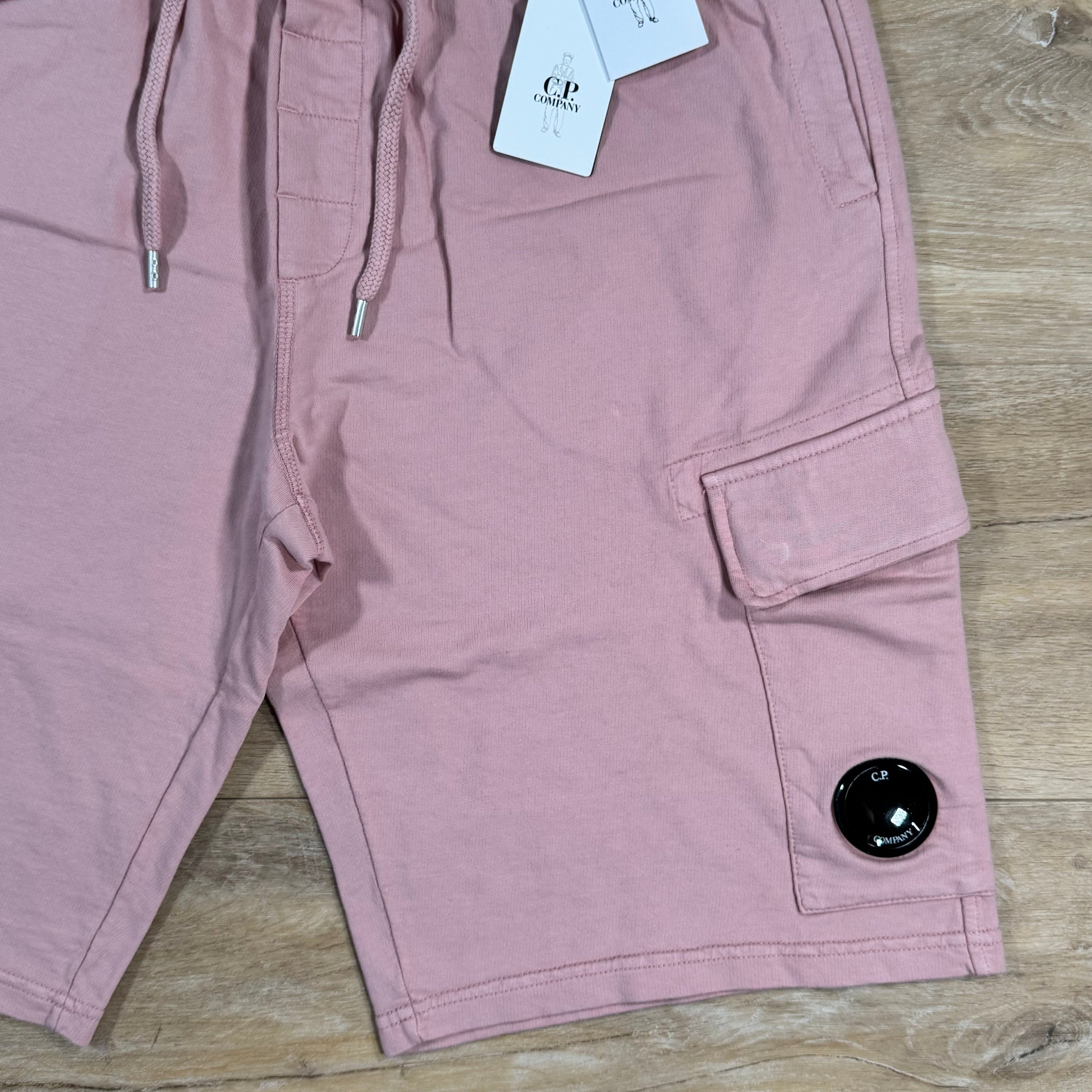 CP Company Light Fleece Cargo Lens Shorts in Misty Rose - Pink