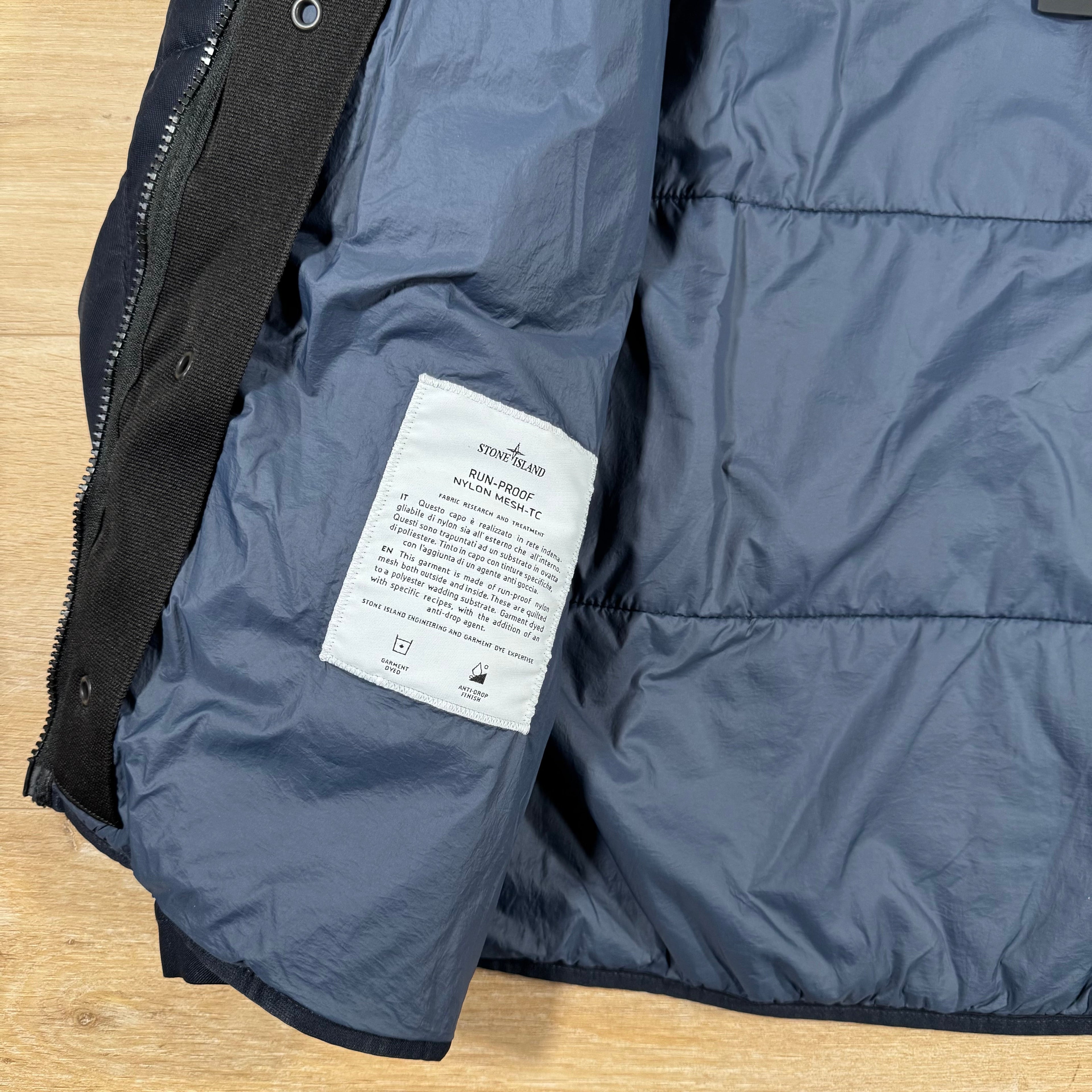 Stone Island Run-Proof Nylon Mesh-TC Reversible Jacket in Navy