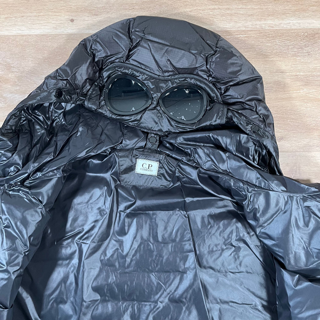 CP Company DD Shell Goggle Down Jacket in Black