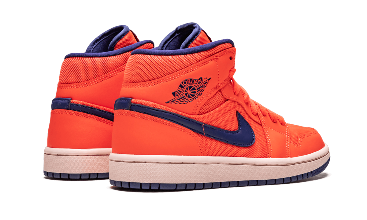 AIR JORDAN 1 MID WMNS "Turf Orange"