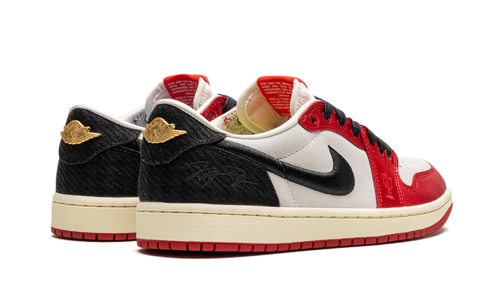 Air Jordan 1 "Trophy Room - Away" FN0432 100