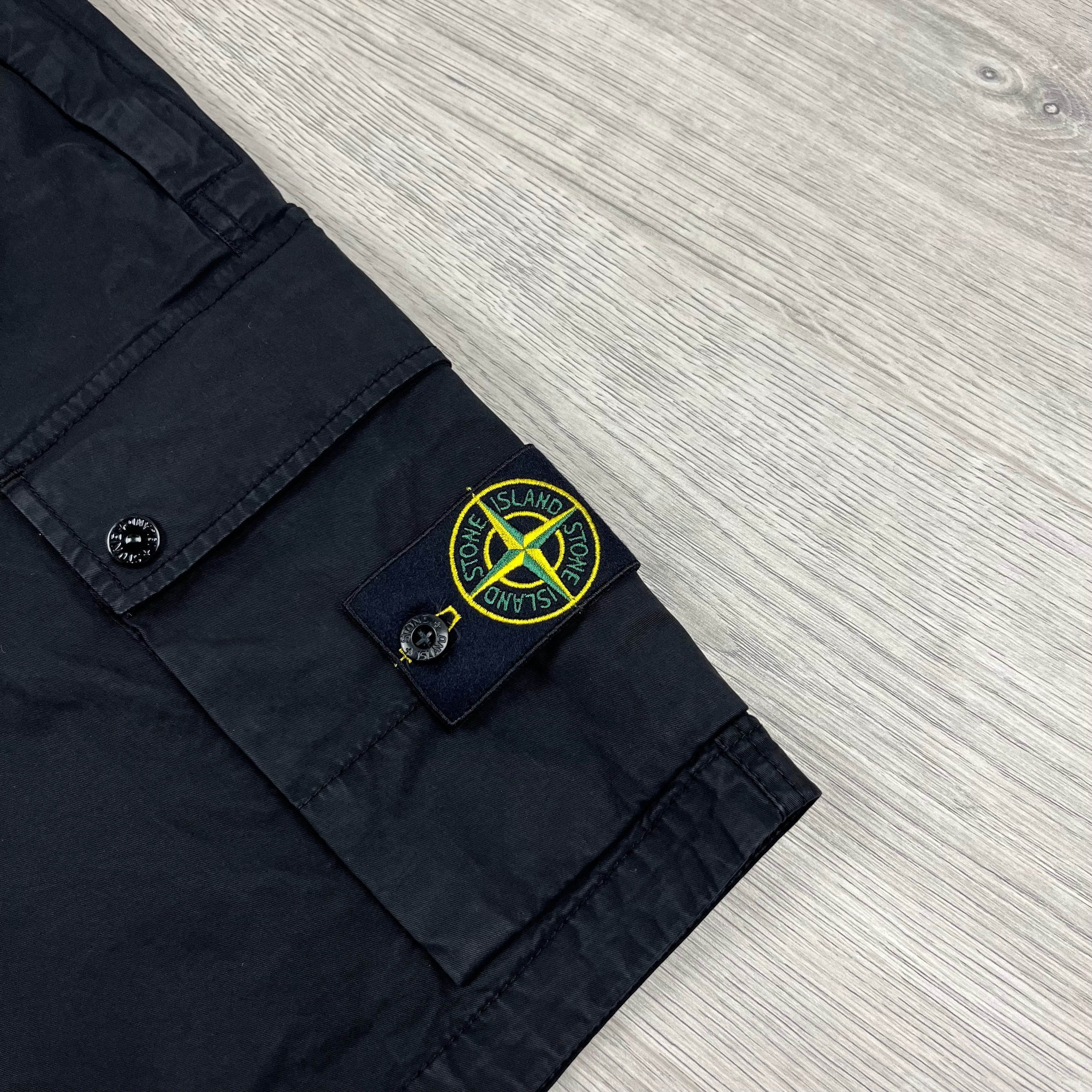 Stone Island Cargo Shorts - Black